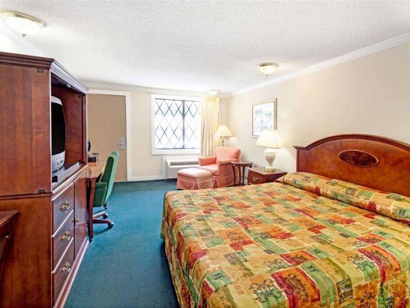 Knights Inn Austell Dış mekan fotoğraf