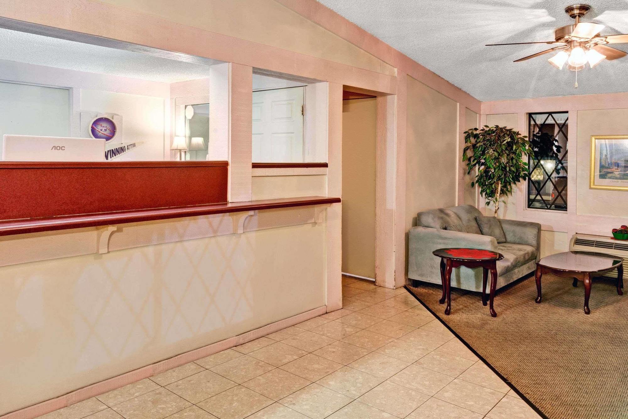 Knights Inn Austell Dış mekan fotoğraf