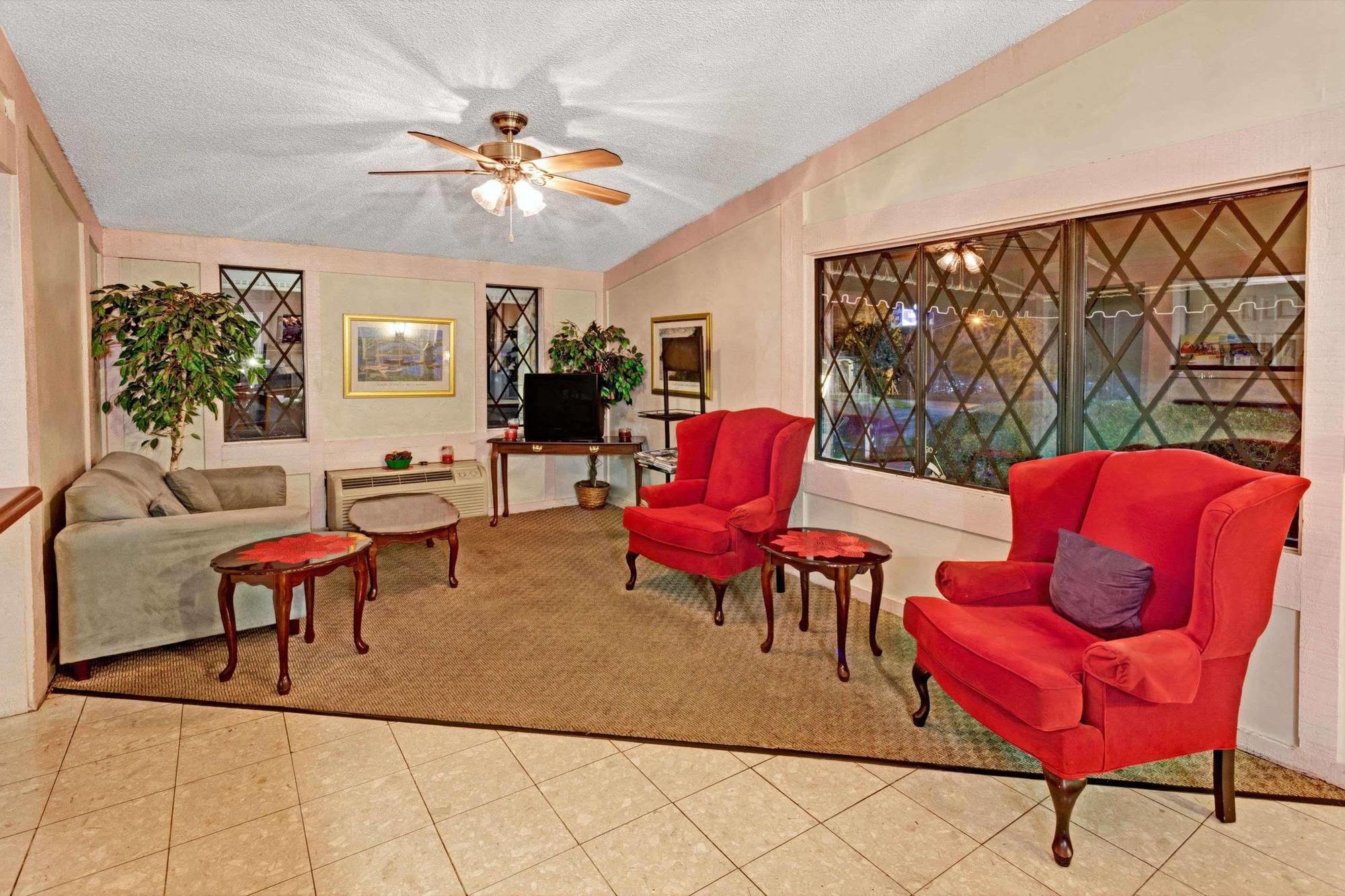 Knights Inn Austell Dış mekan fotoğraf