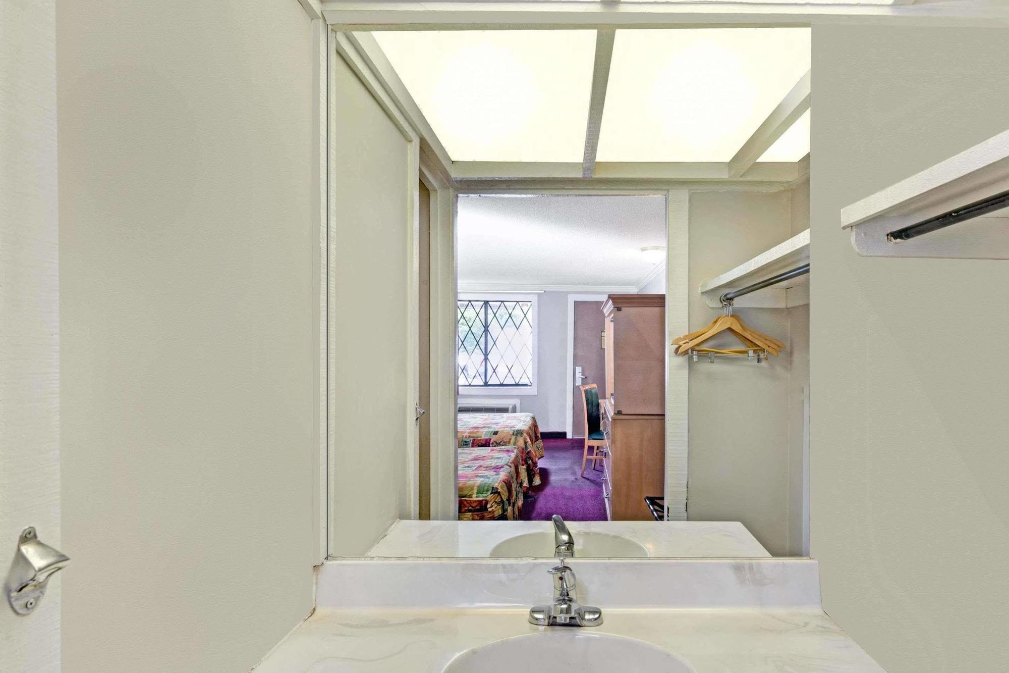 Knights Inn Austell Dış mekan fotoğraf